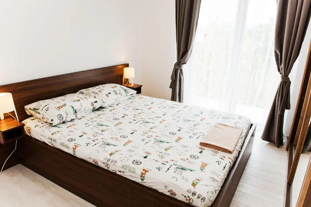 img_id_2303181.webp