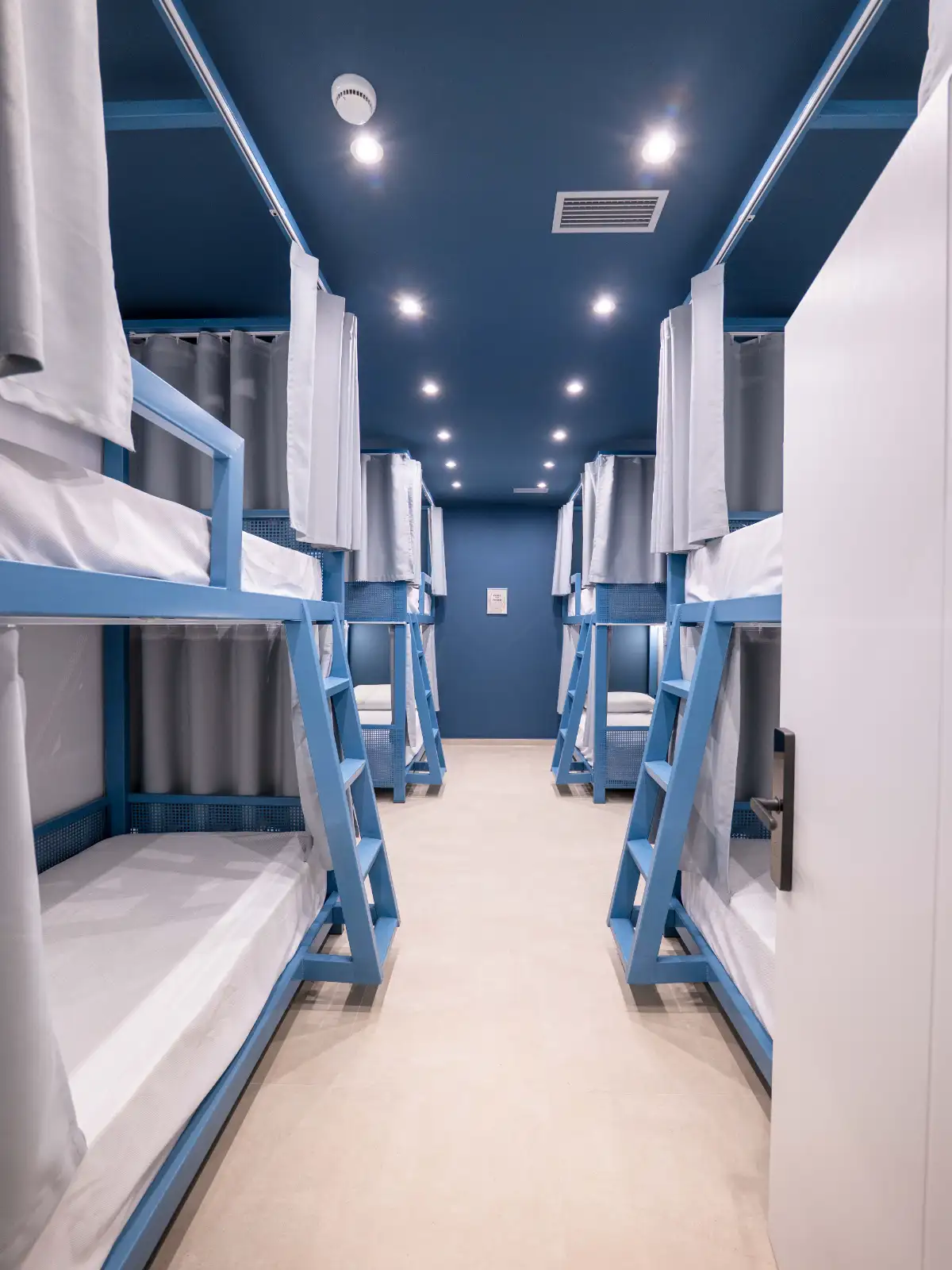 Bed in 8-Bed Mixed Dormitory Room