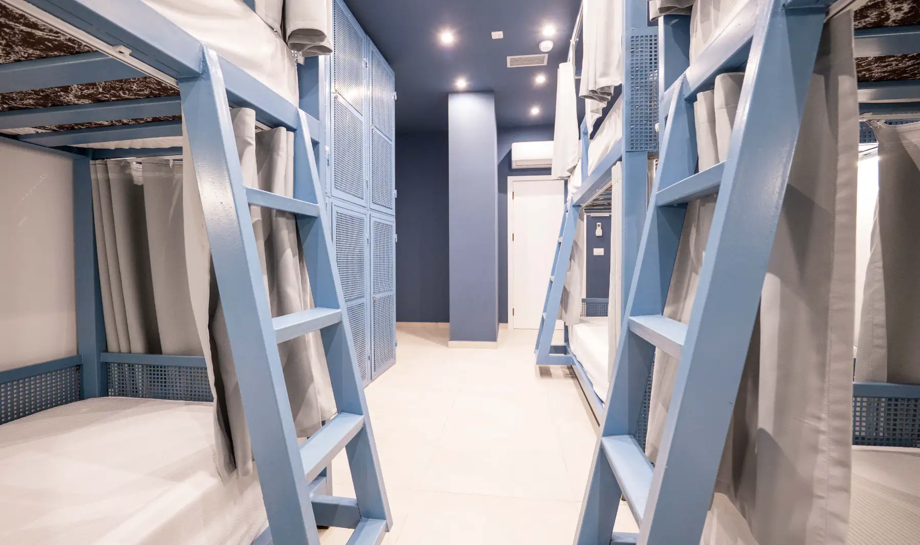 Bed in 6-Bed Male Dormitory Room image 8