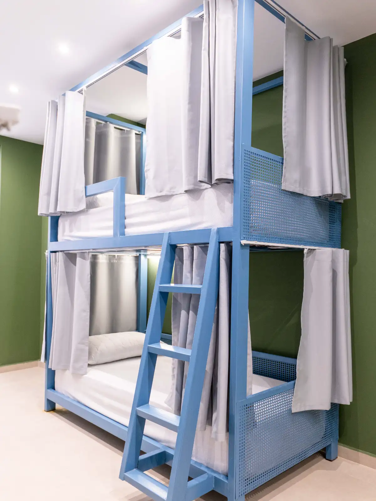 Bed in 10-Bed Mixed Dormitory Room image 7