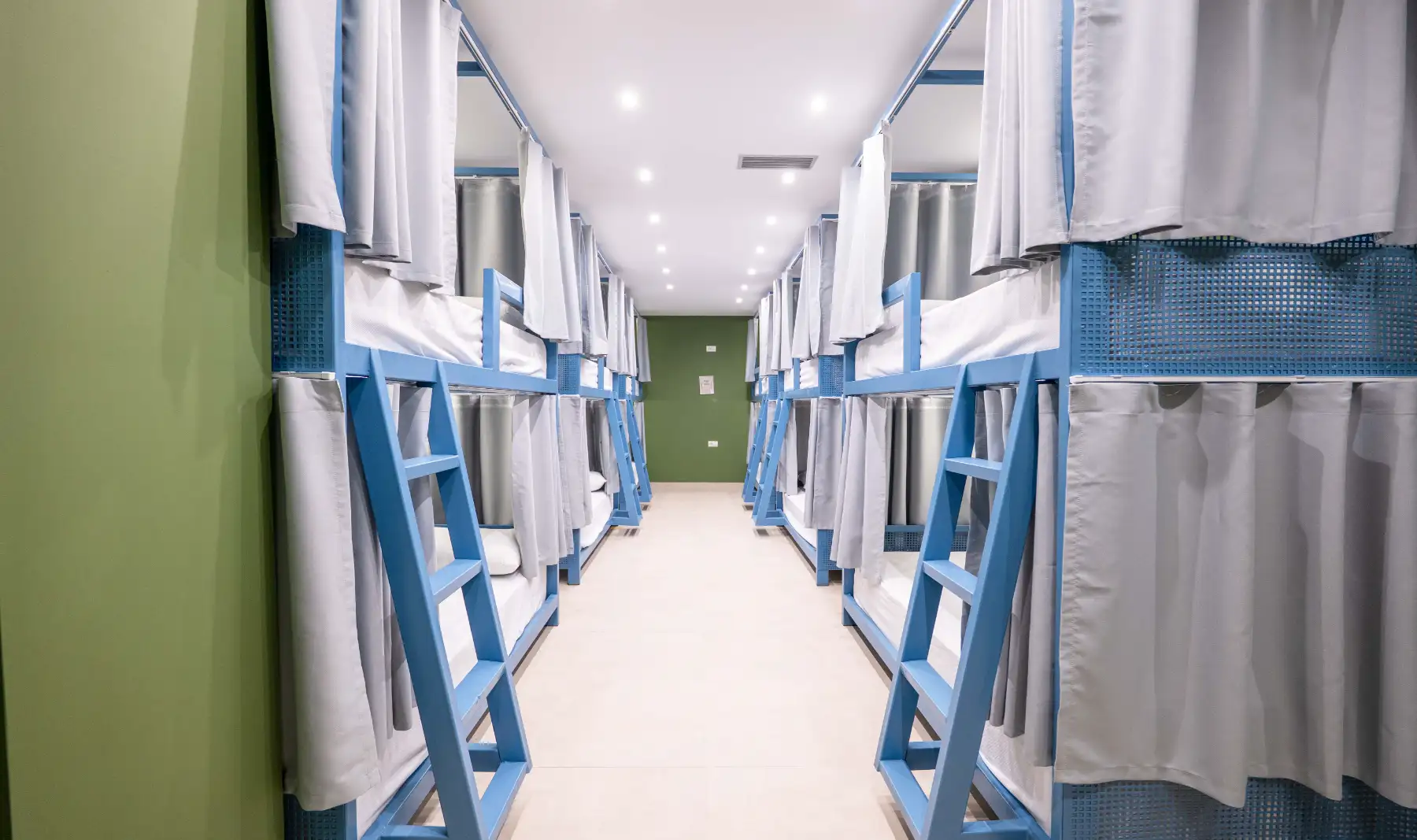 Bed in 12-Bed Mixed Dormitory Room	