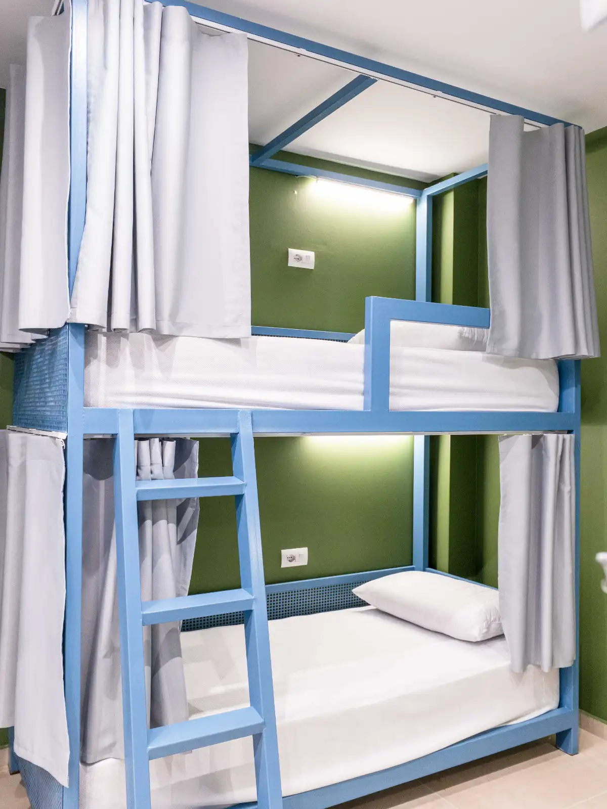 Bed in 12-Bed Mixed Dormitory Room	 image 9