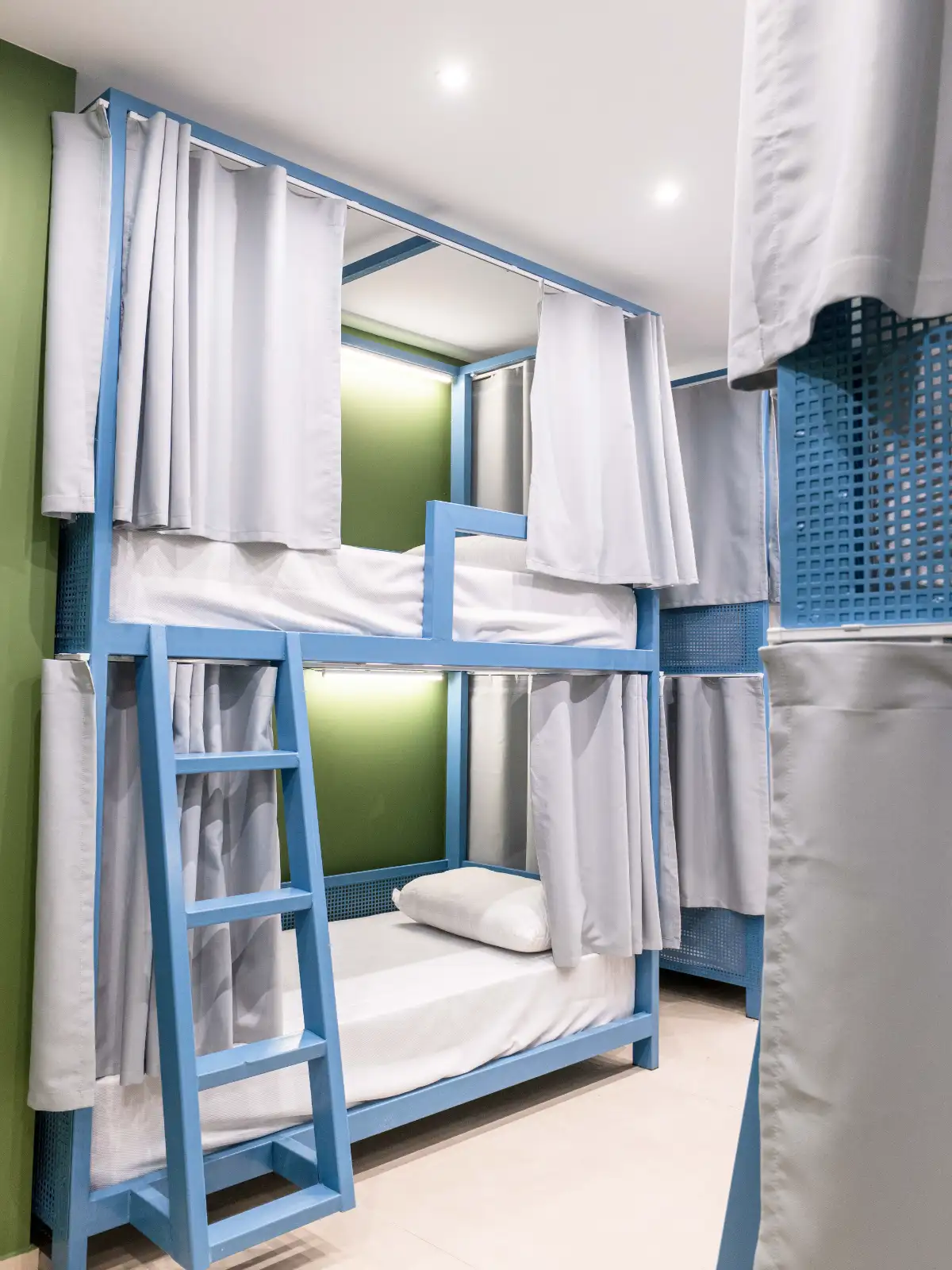 Bed in 12-Bed Mixed Dormitory Room	 image 10