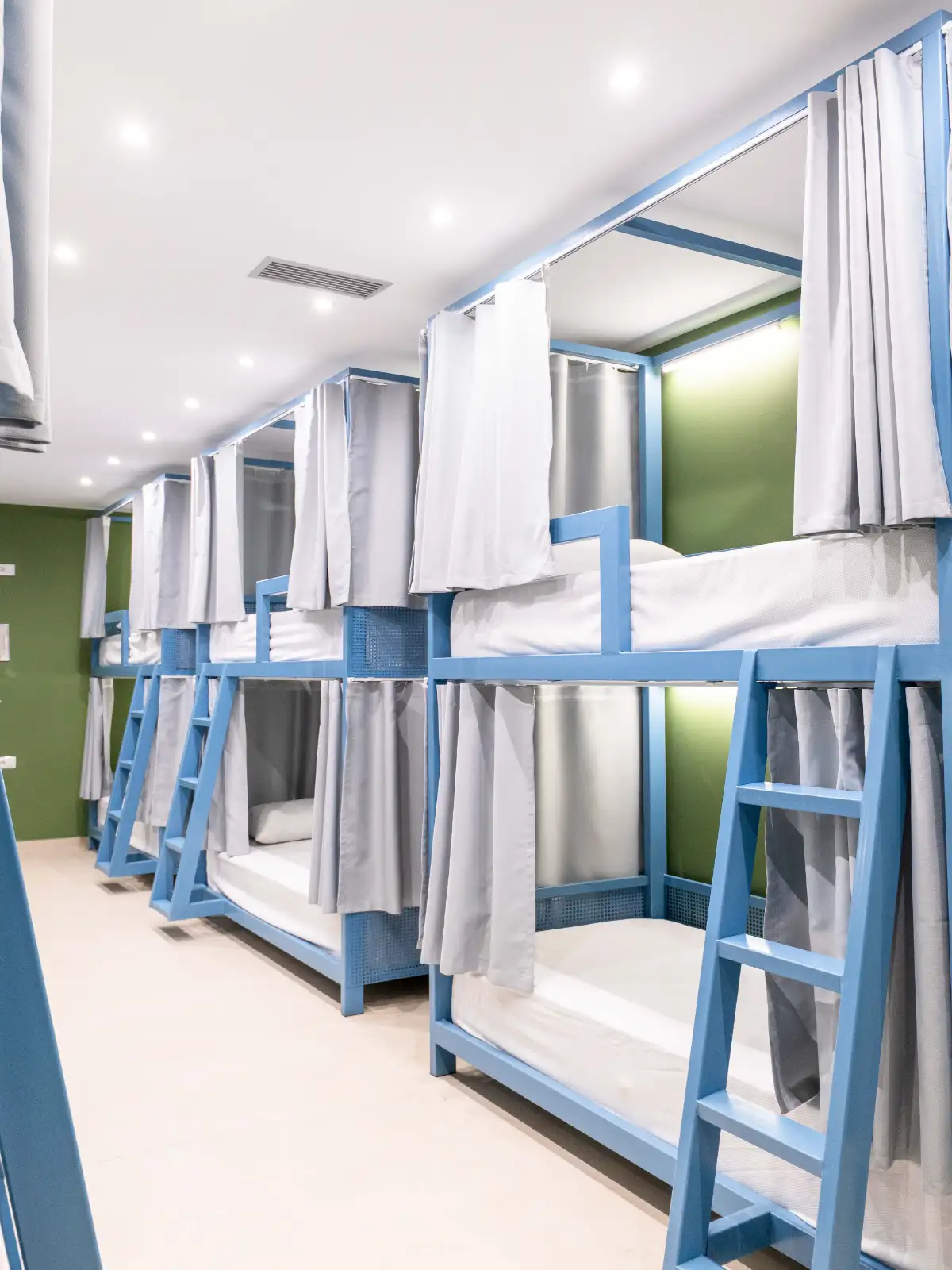 Bed in 12-Bed Mixed Dormitory Room	 image 13