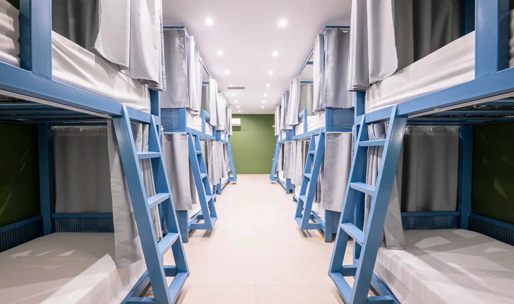 Bed in 12-Bed Mixed Dormitory Room	 image 15