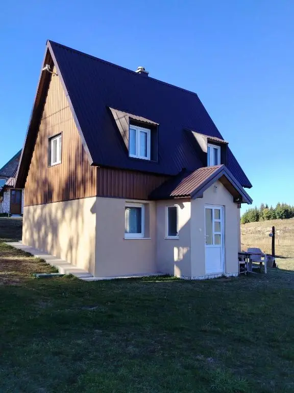 img_id_2302193.webp