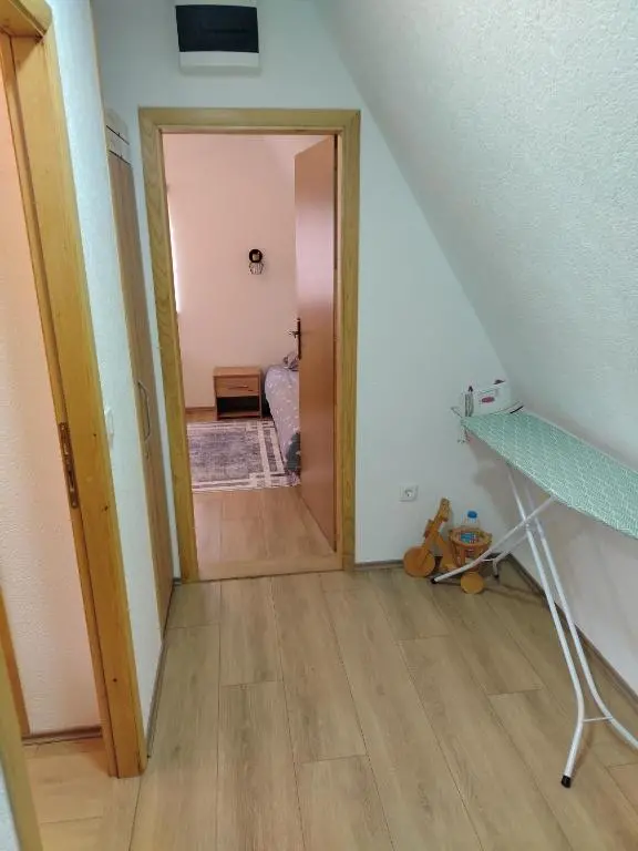 img_id_2302210.webp