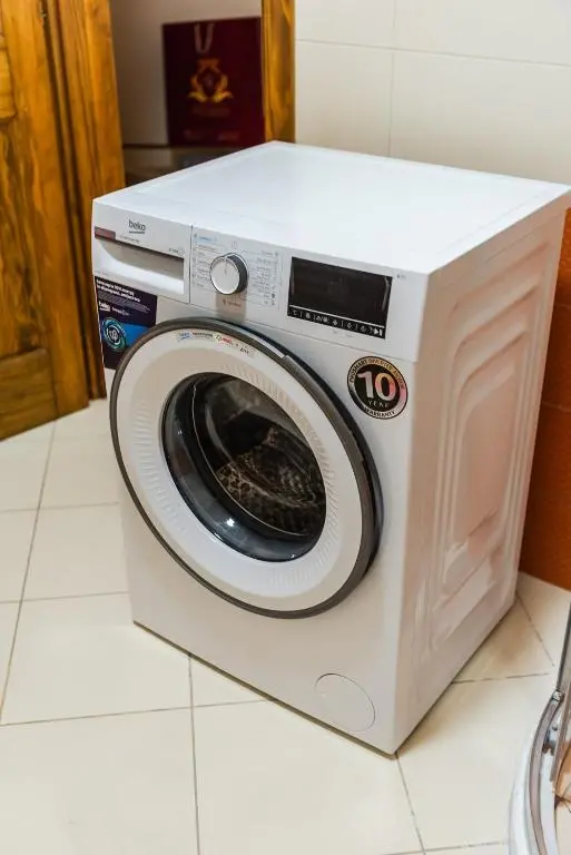 img_id_1975766.webp