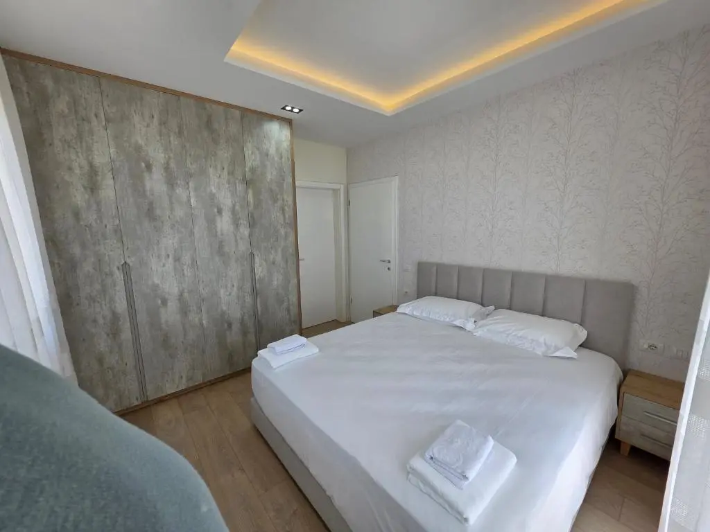 img_id_1679200.webp