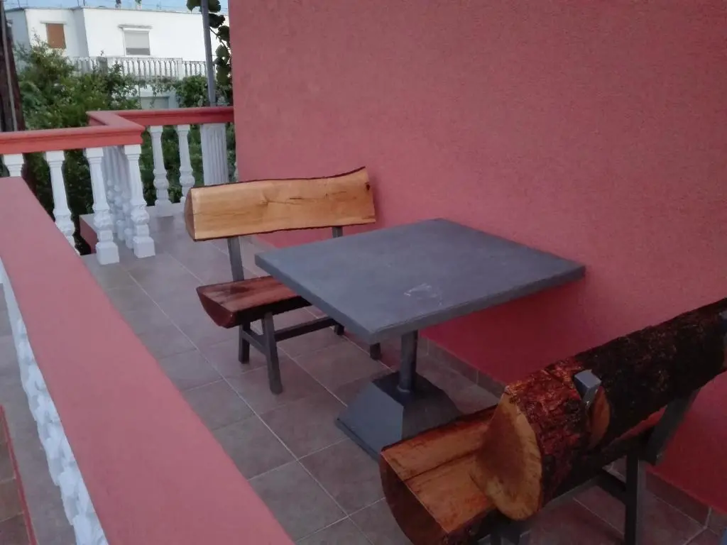 img_id_2297892.webp