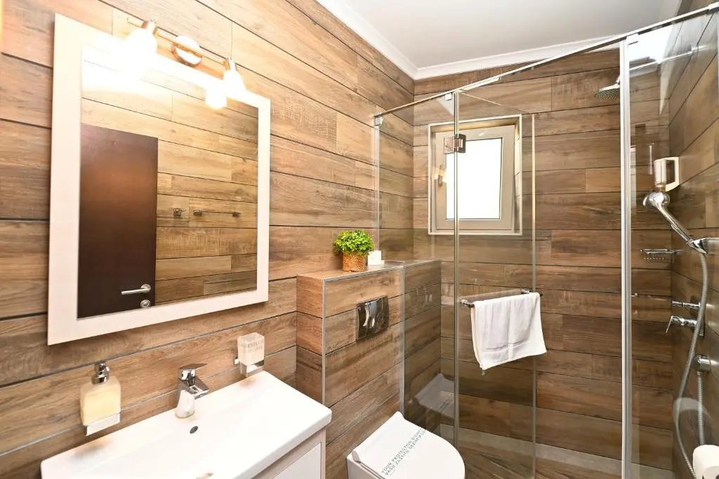 img_id_2297654.webp