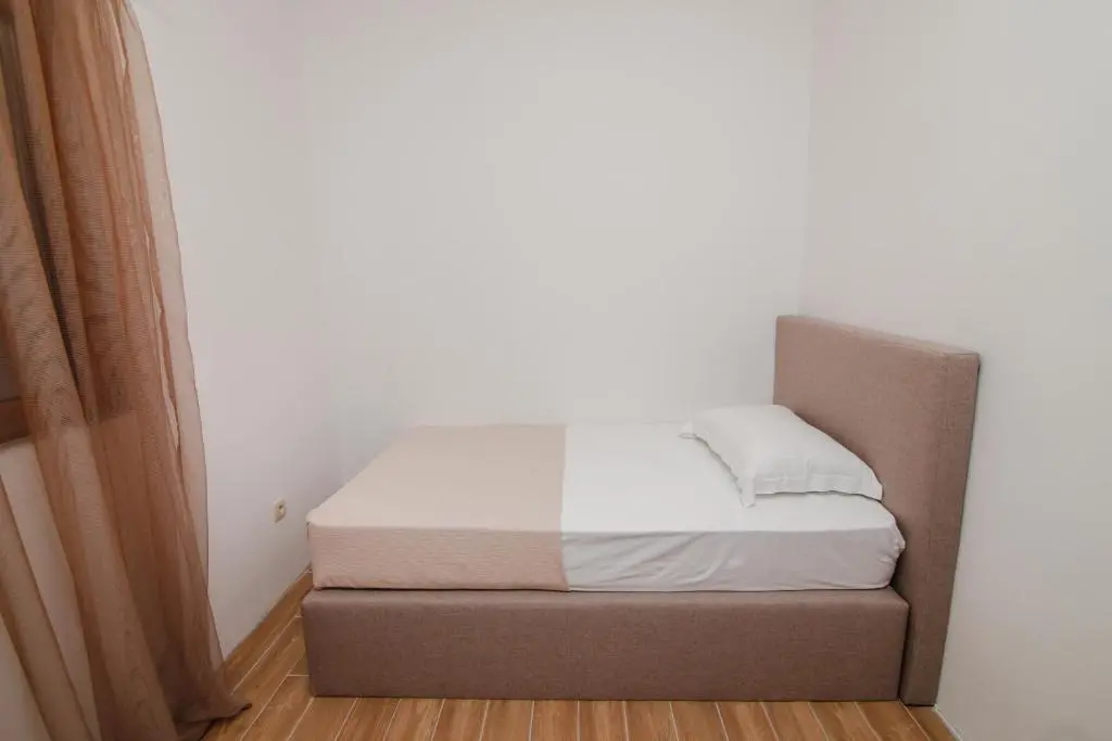 img_id_2297620.webp