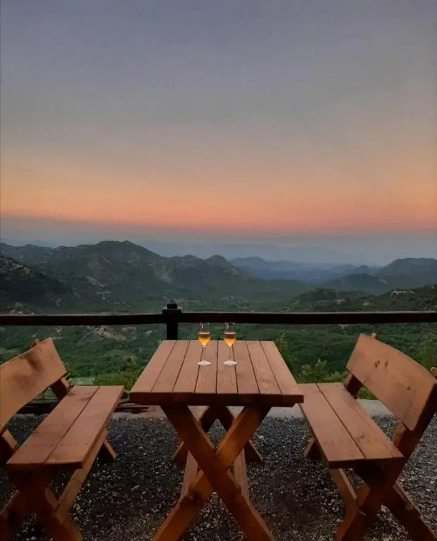 img_id_2296593.webp