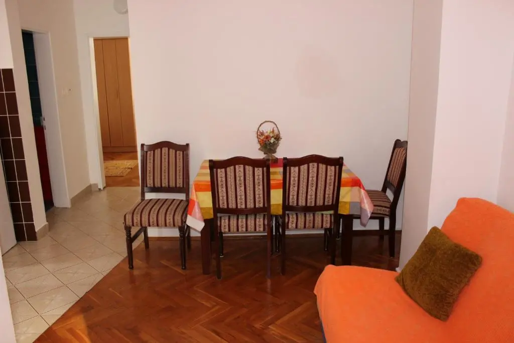 img_id_2290787.webp