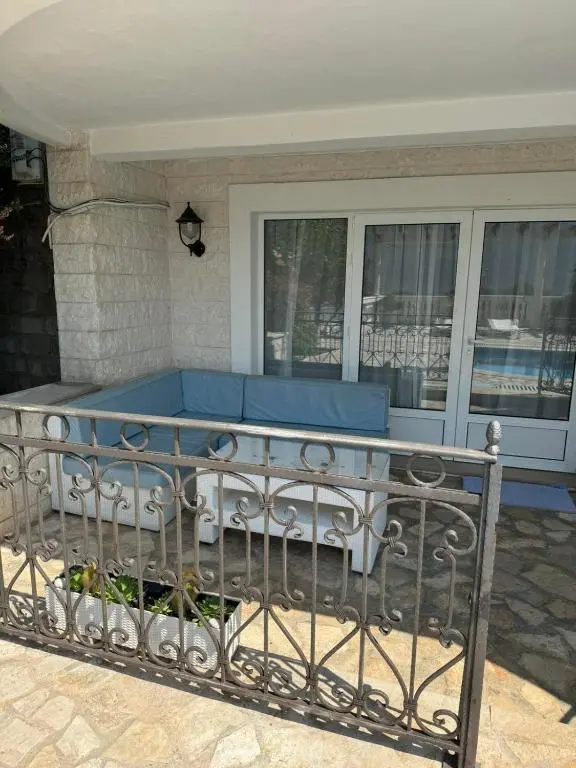 img_id_2289219.webp