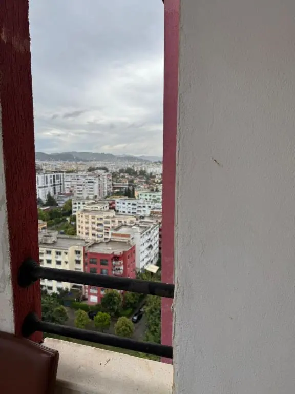 img_id_902417.webp