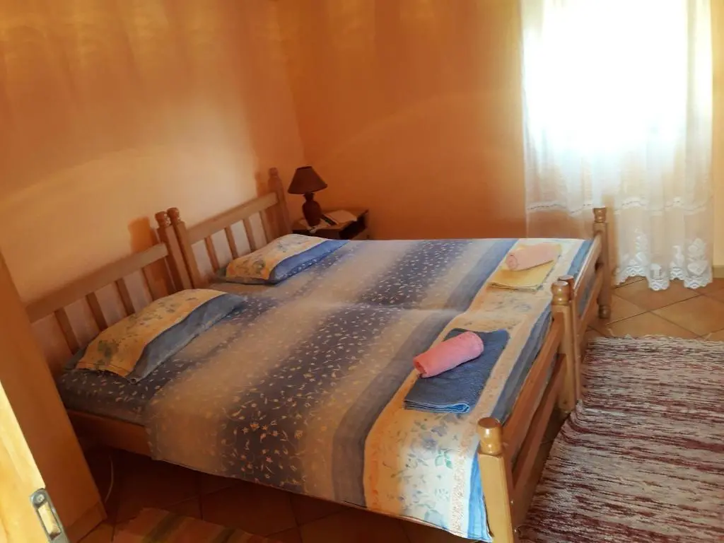 img_id_2285733.webp