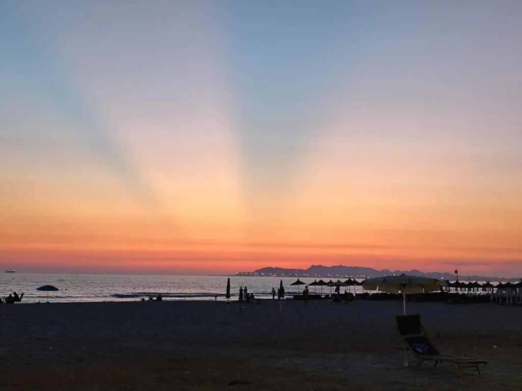 img_id_1698126.webp