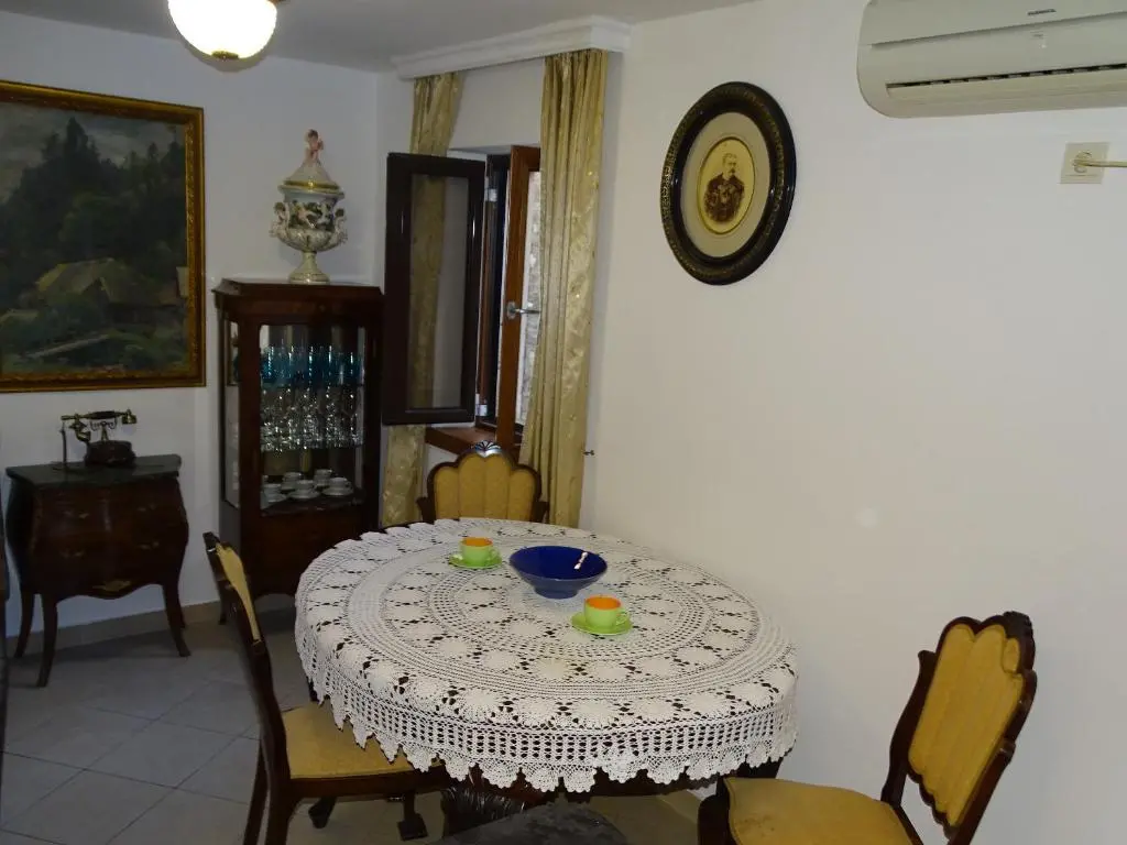 img_id_2281582.webp