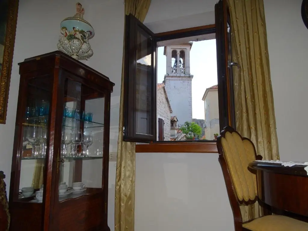 img_id_2281585.webp