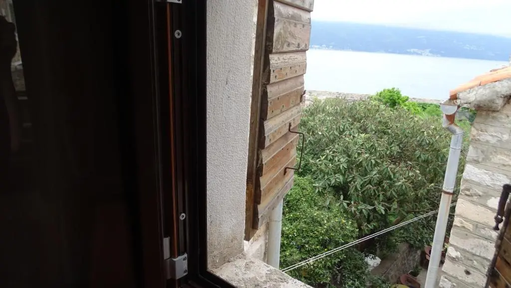 img_id_2281599.webp