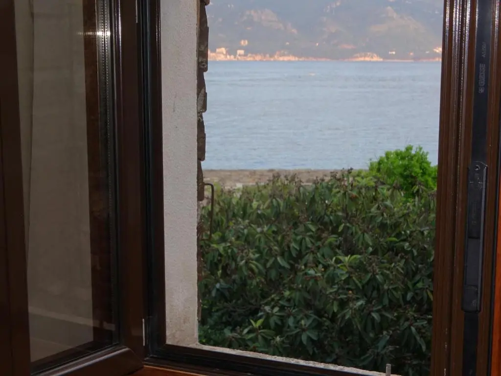 img_id_2281606.webp