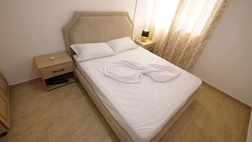 img_id_933780.webp