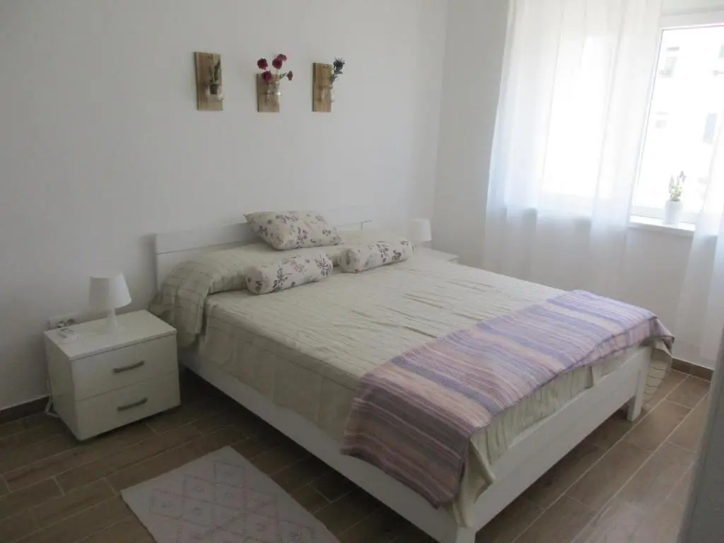 img_id_2279723.webp