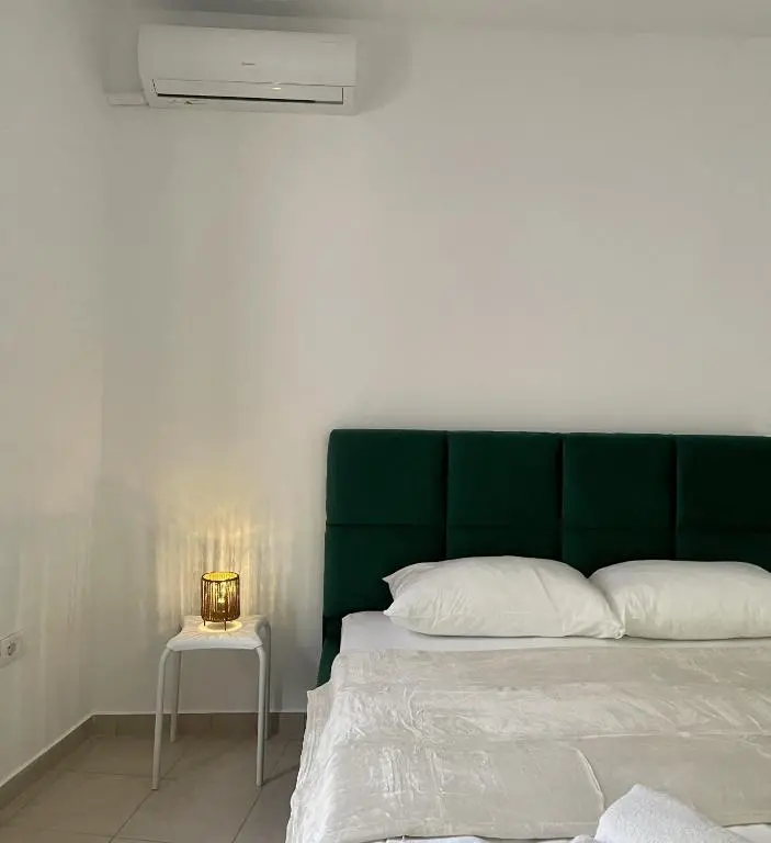 img_id_1020351.webp
