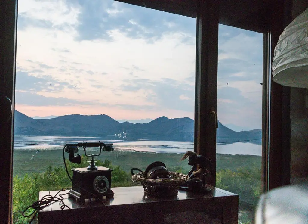img_id_2272810.webp
