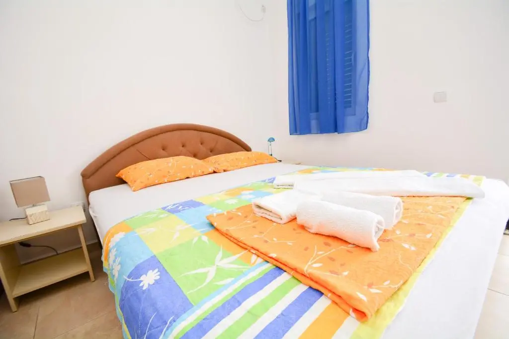 img_id_2269498.webp