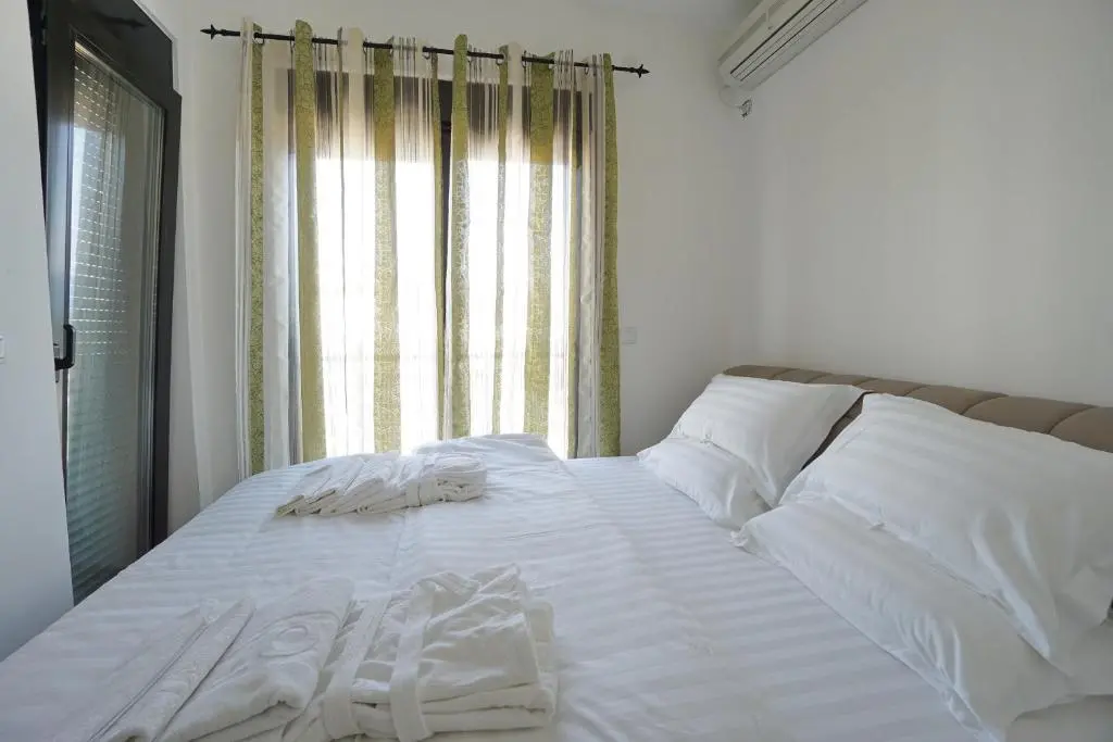img_id_2263534.webp
