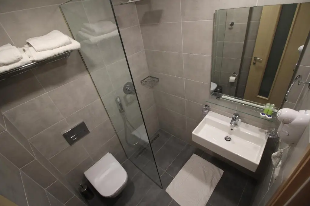 img_id_1657376.webp
