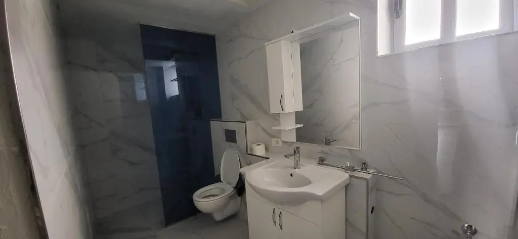 img_id_1014987.webp