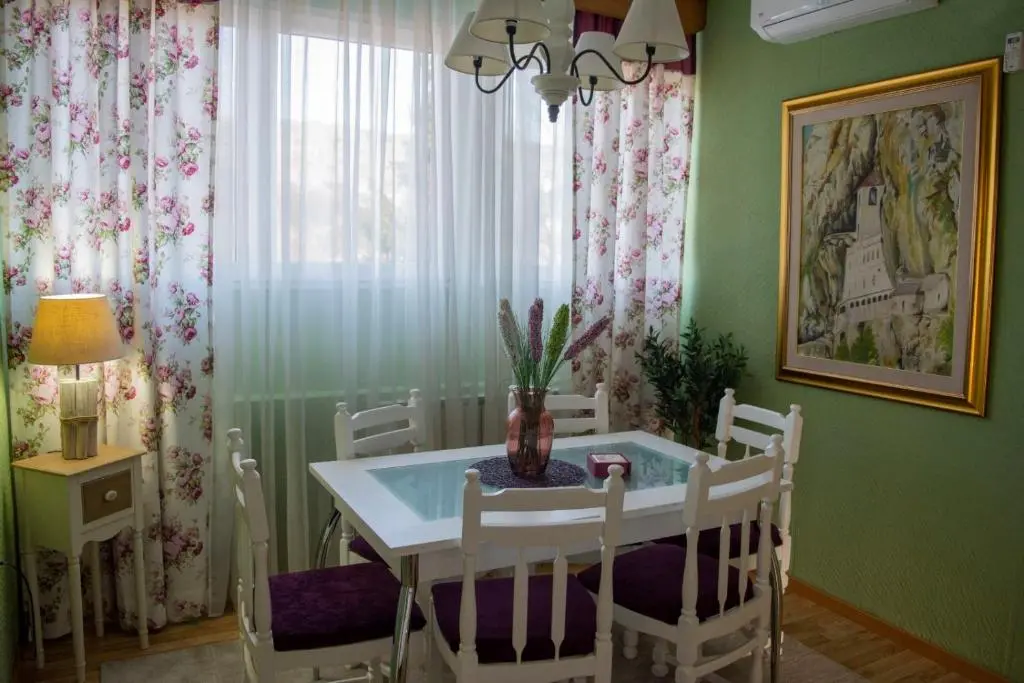 img_id_2261487.webp
