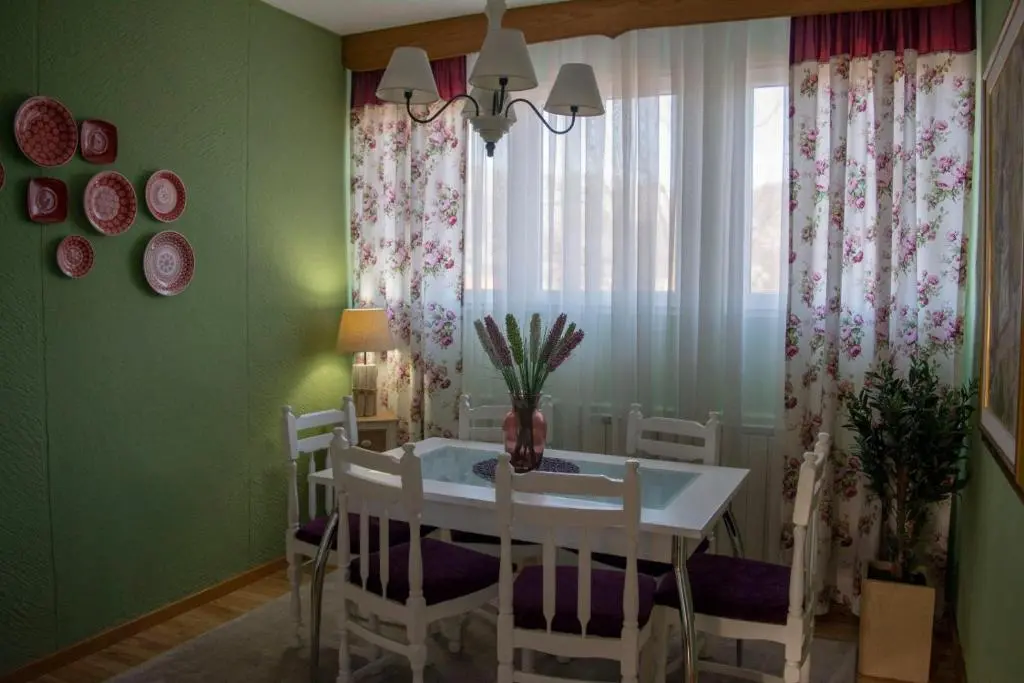 img_id_2261508.webp