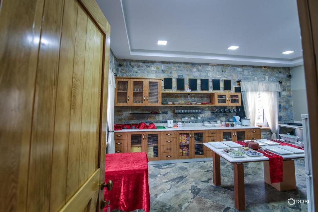 img_id_988336.jpg