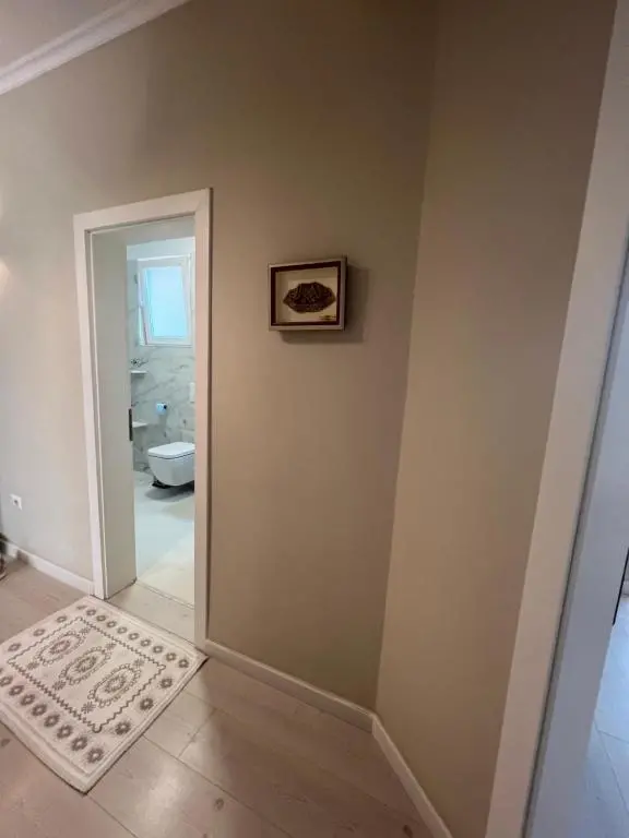 img_id_877545.webp