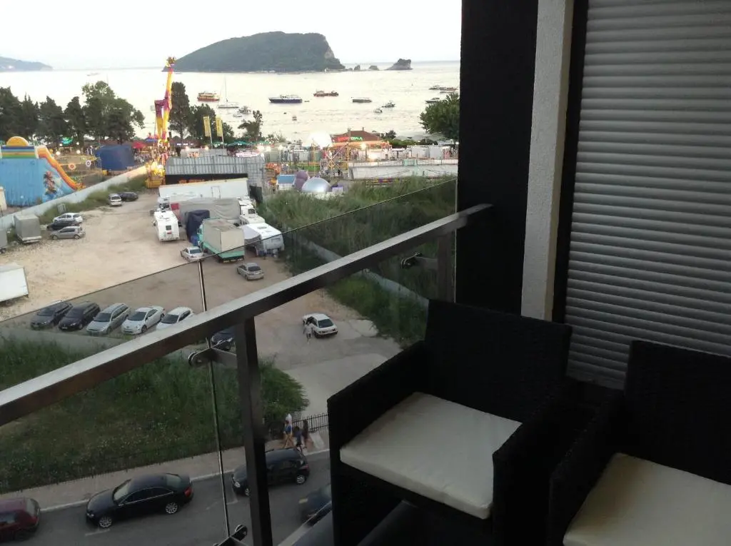 img_id_2260974.webp