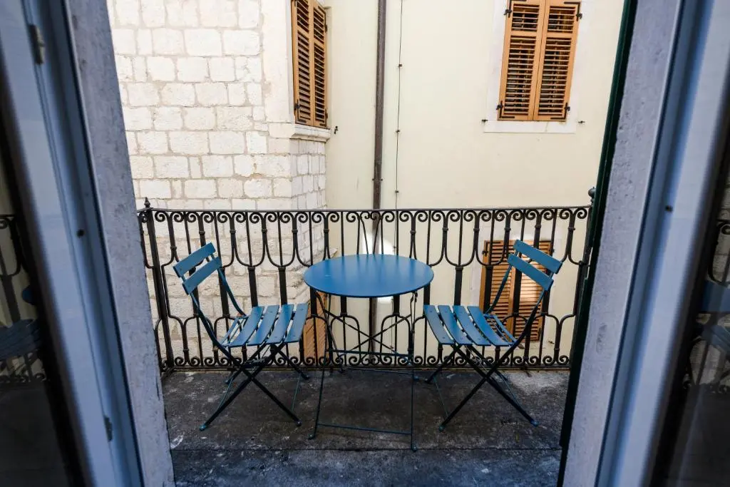 img_id_2259043.webp