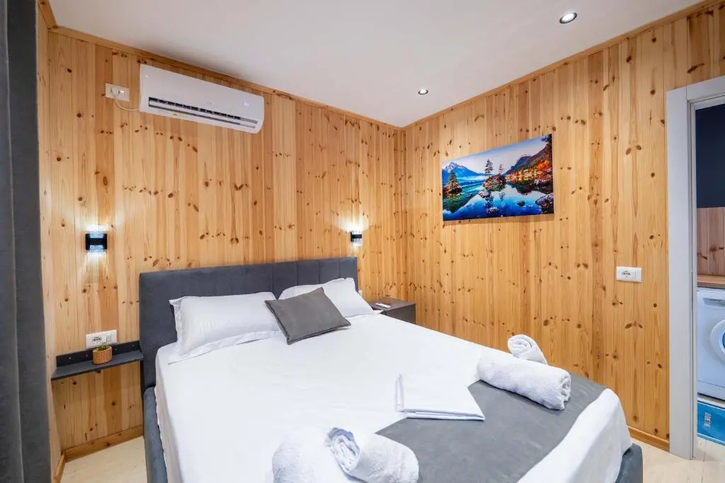 img_id_1095643.webp