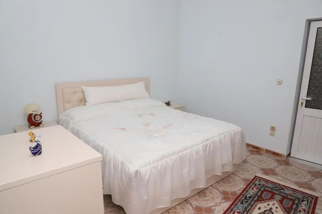 img_id_1325765.webp