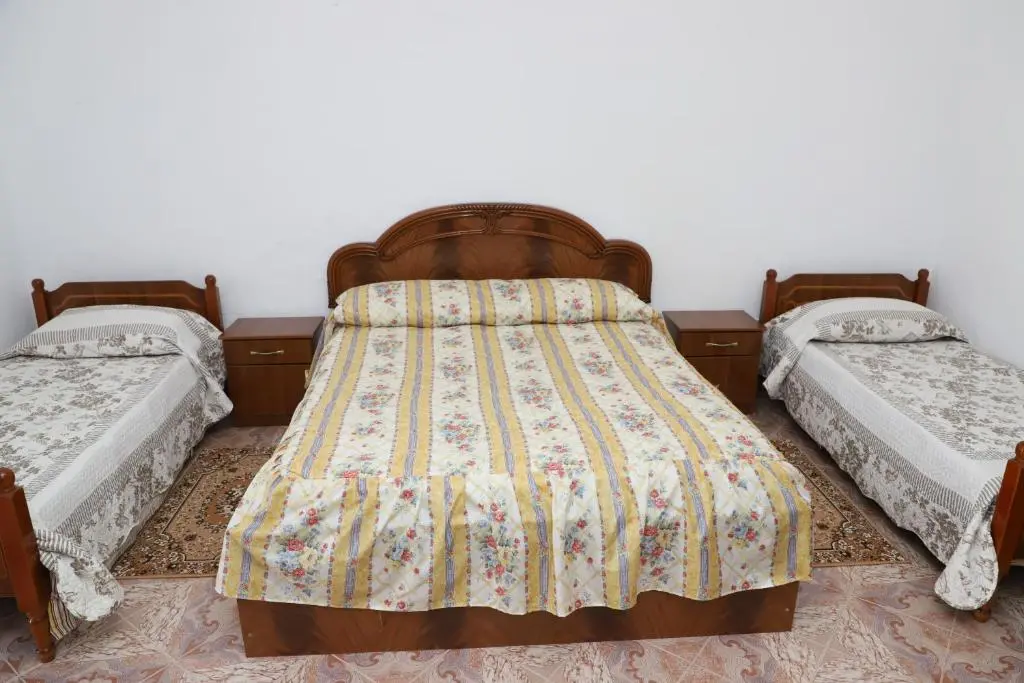 img_id_1325767.webp