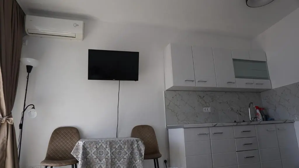 img_id_2256684.webp