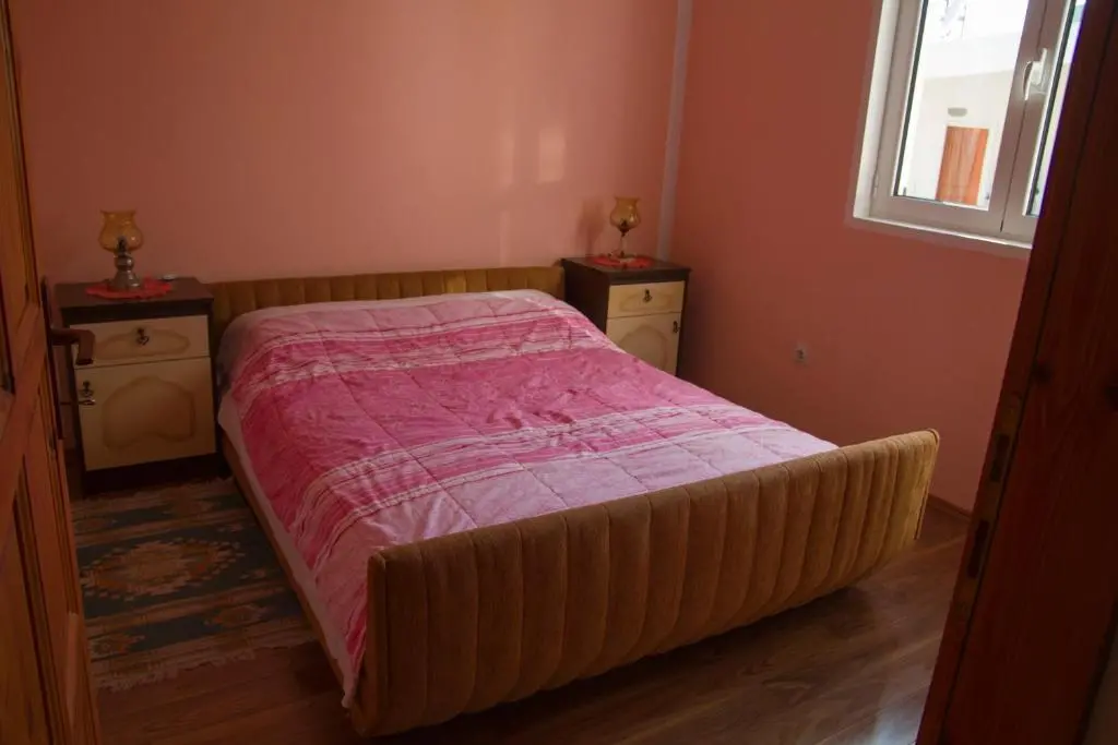 img_id_2255833.webp