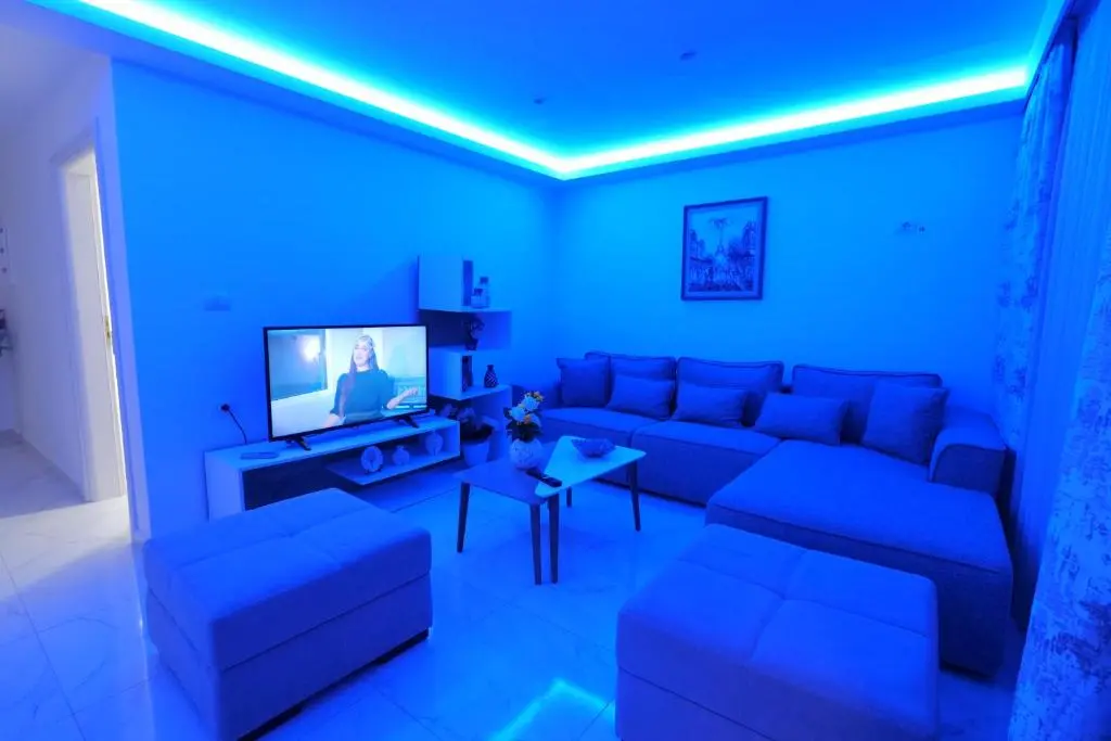 img_id_1676562.webp