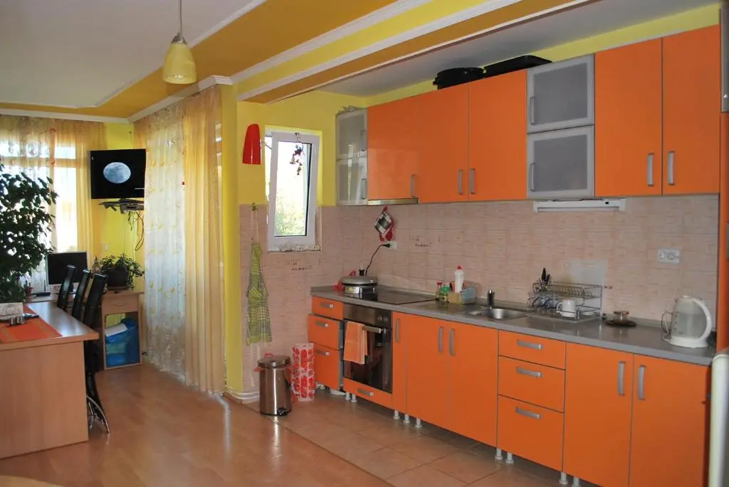 img_id_2251138.webp