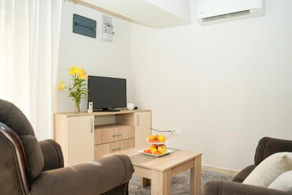 img_id_2249999.webp
