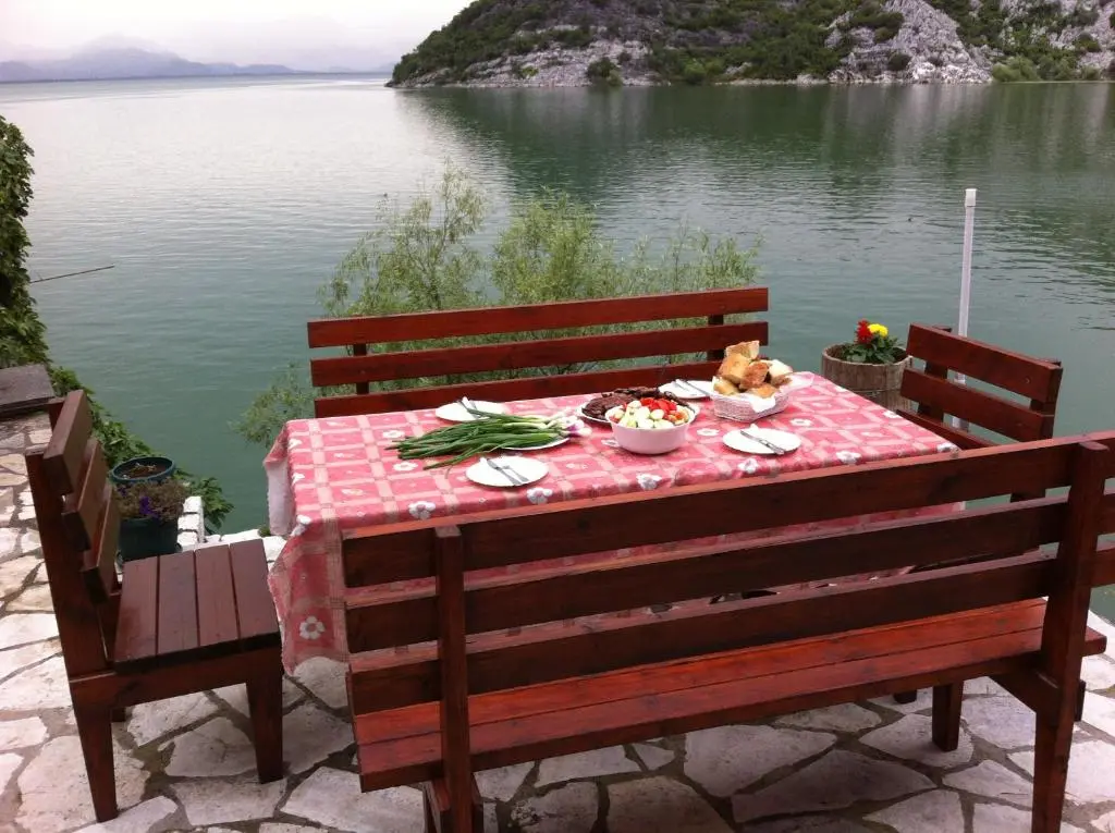 img_id_2249288.webp