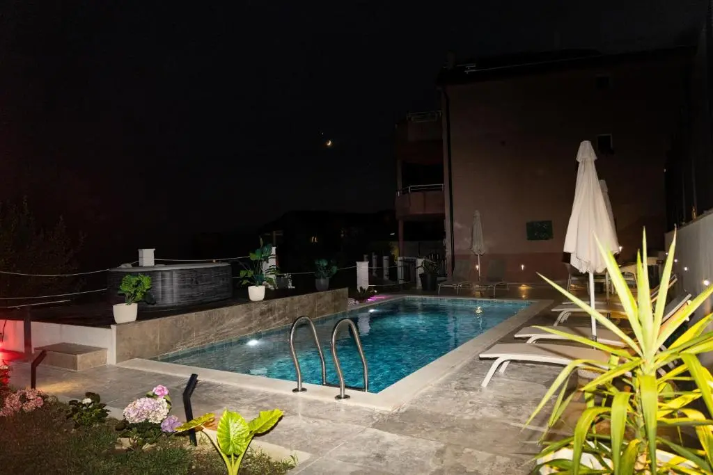 img_id_2248826.webp